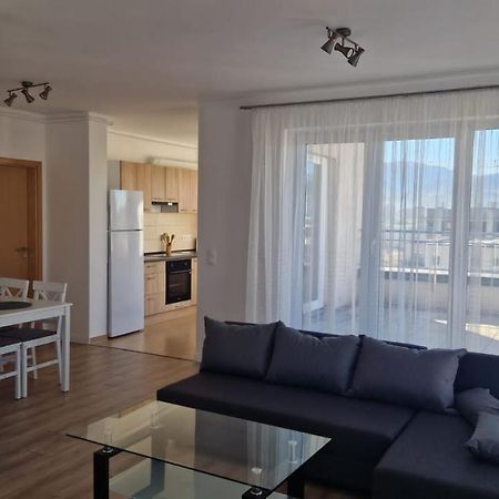 M&I Dream Stay Брашов Екстериор снимка